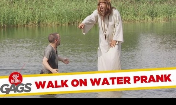 Ježiš vyprankuje vozíčkara