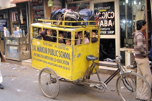 Školský autobus LEVEL INDIA