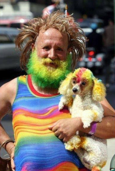 Starý hipisák a jeho psík