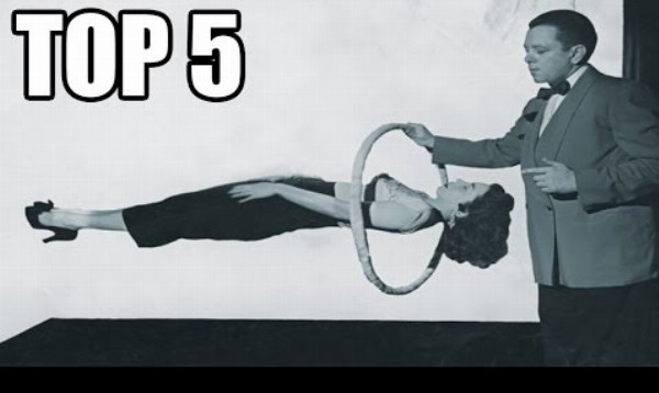 TOP 5 kúzelníkov, ktorí zomreli počas svojho vystúpenia